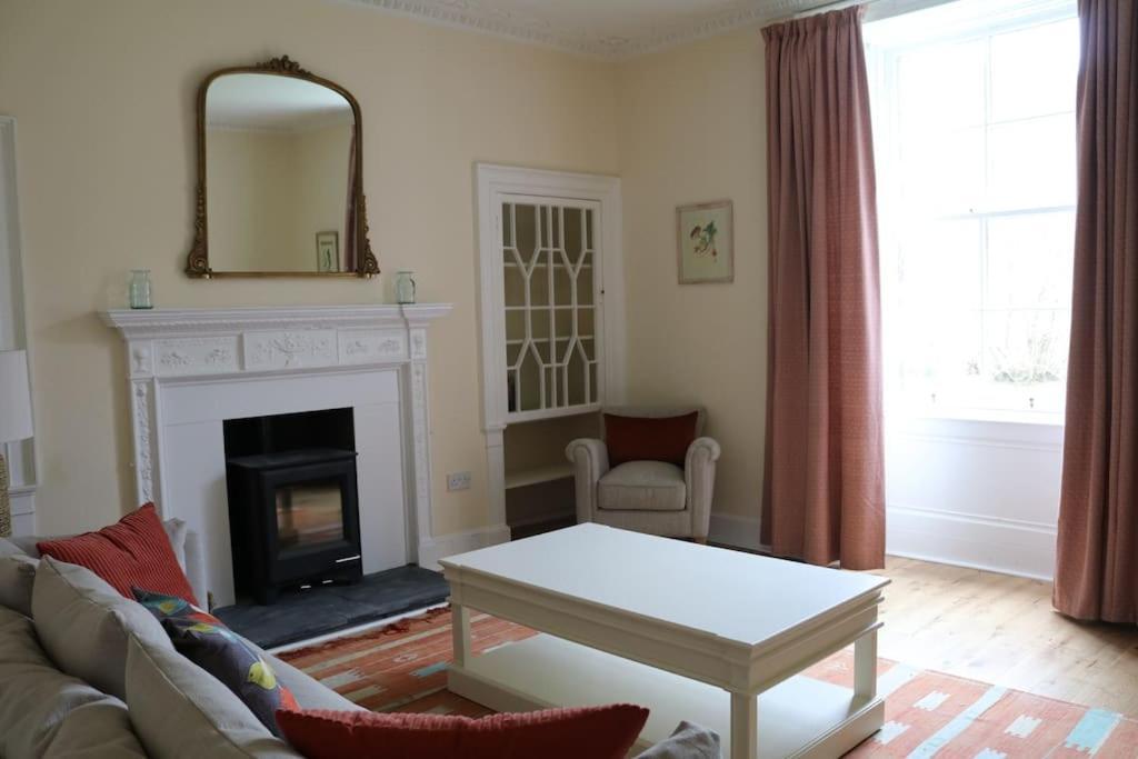 Oldwood. Fyvie. Villa Turriff Bagian luar foto