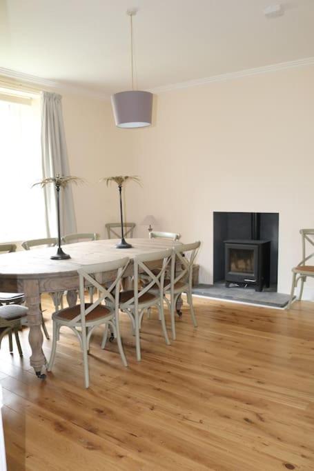 Oldwood. Fyvie. Villa Turriff Bagian luar foto